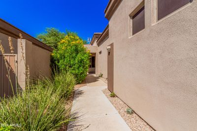 6584 E Shooting Star Way, House other with 3 bedrooms, 2 bathrooms and null parking in Scottsdale AZ | Image 3