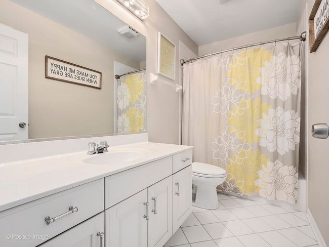 308 Roscommon Ct, Townhouse with 2 bedrooms, 3 bathrooms and 2 parking in Glen Ellyn IL | Image 20