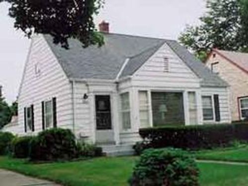 4201 W Ruby Avenue, Milwaukee, WI, 53209 | Card Image