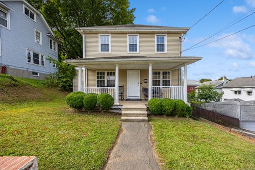 204 Elliott Ave, Waterbury, CT, 06705-1921 | Card Image