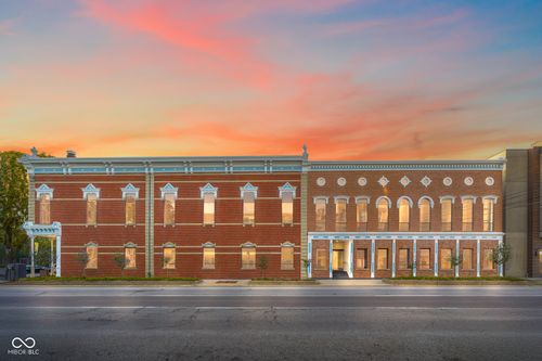 420 3rd St, Columbus, IN, 47201-6722 | Card Image