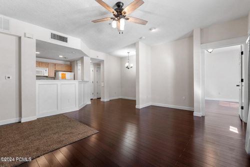 b16-900 Bitner Road, Park City, UT, 84098 | Card Image