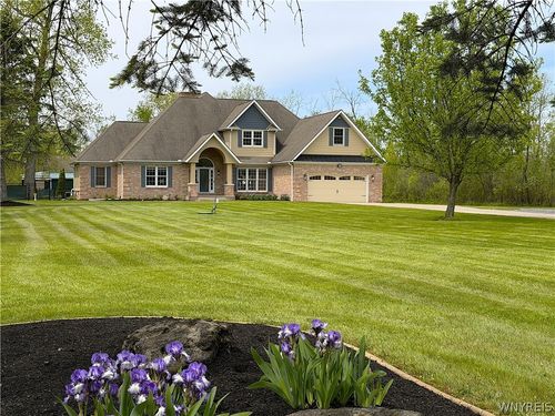 1362 Town Line Rd, Lancaster, NY, 14086 | Card Image
