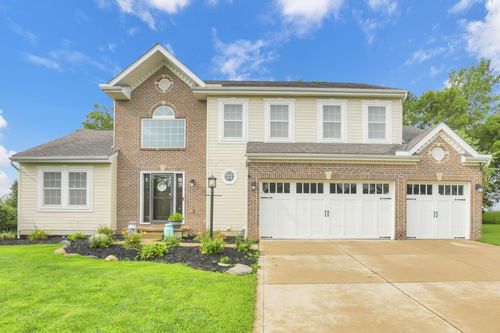 246 Weeping Willow Run Dr, Johnstown, OH, 43031-1376 | Card Image