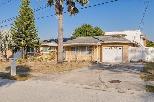 1715 S Jefferson Avenue, LARGO, FL, 33770 | Card Image