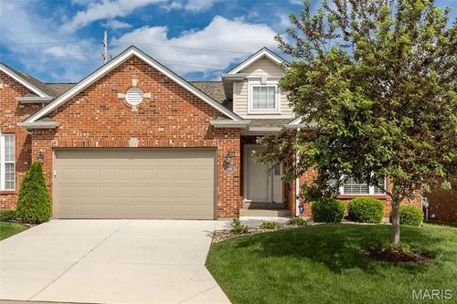 169 Tori Pines Dr, Oakville, MO, 63129-4757 | Card Image