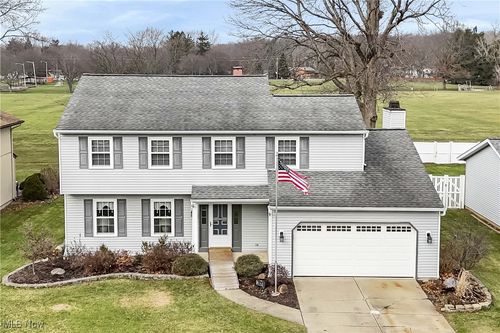 30824 Windy Hollow Lane, North Olmsted, OH, 44070 | Card Image