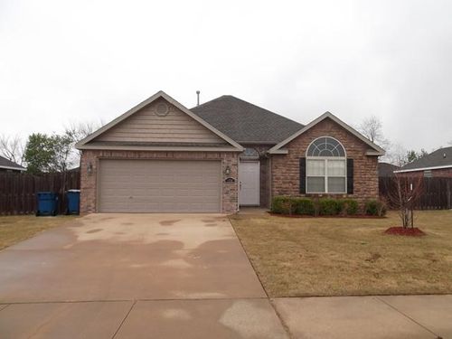 2502 Sw Huntwick Ave, Bentonville, AR, 72713-9192 | Card Image