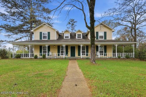 709 Country Place Dr, Pearl, MS, 39208-6659 | Card Image