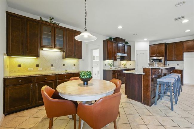 19014 Ridge Cove Ln, House other with 5 bedrooms, 4 bathrooms and 2 parking in Cypress TX | Image 8