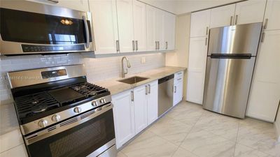 5 - 1053 Michigan Ave, Condo with 1 bedrooms, 1 bathrooms and null parking in Miami Beach FL | Image 1