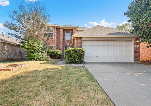 813 Jockey Club Ln, Fort Worth, TX, 76179-2359 | Card Image