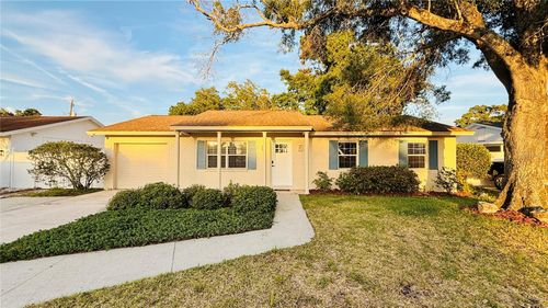 6409 Rosewood Dr, Tampa, FL, 33615-3429 | Card Image
