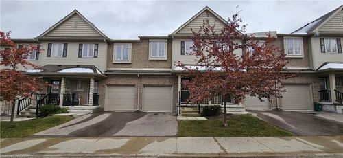 71-50 Pinnacle Dr, Kitchener, ON, N2P0H8 | Card Image