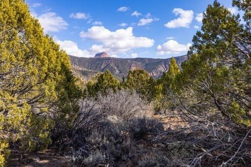 3754 Overlook Dr, New Harmony, UT, 84757 | Card Image