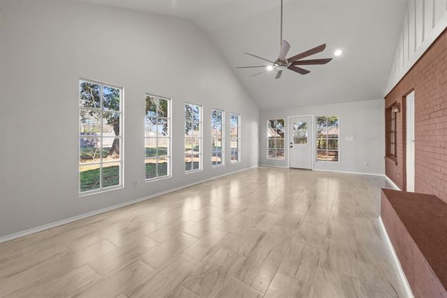 522 E Colorado St, House other with 4 bedrooms, 2 bathrooms and null parking in Bremond TX | Image 19