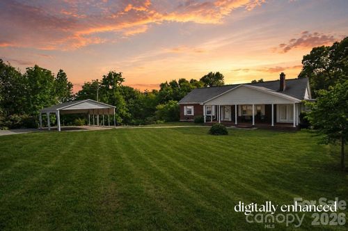 3021 Davis Park Rd, Gastonia, NC, 28052-3047 | Card Image