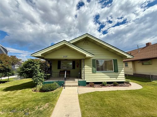 2127 Wall St, Butte, MT, 59701-5527 | Card Image