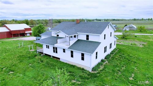 29595 State Highway 3, La Plata, MO, 63549-5076 | Card Image