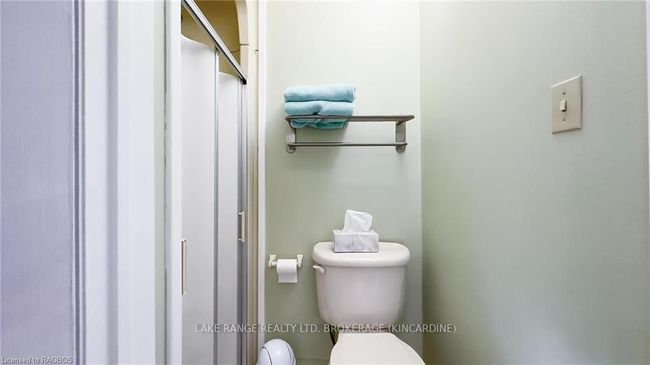 129 Huron Rd, House other with 3 bedrooms, 3 bathrooms and 5 parking in Kincardine ON | Image 32