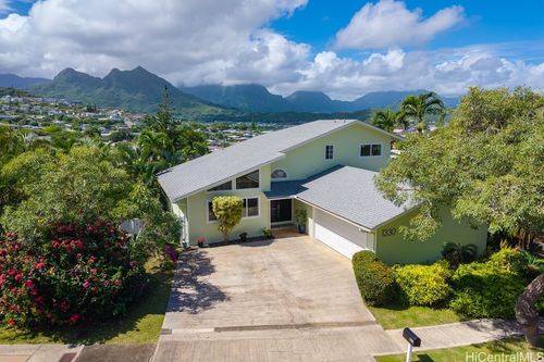 1330 Kuuna Pl, Kailua, HI, 96734-3657 | Card Image