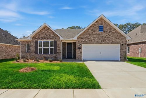 901 Ronnie Dr Se, Hartselle, AL, 35640 | Card Image
