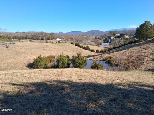 1 Flat Creek Rd, Sevierville, TN, 37876 | Card Image