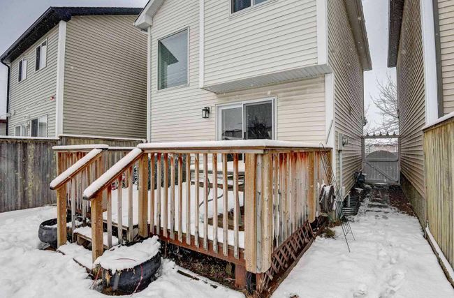 93 Prestwick Rise Se, Home with 3 bedrooms, 1 bathrooms and 2 parking in Calgary AB | Image 34