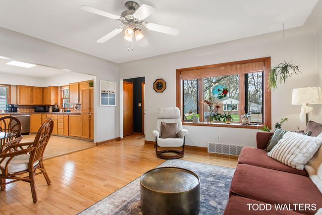 13-web-or-mls-251-w-21st-st | Image 16