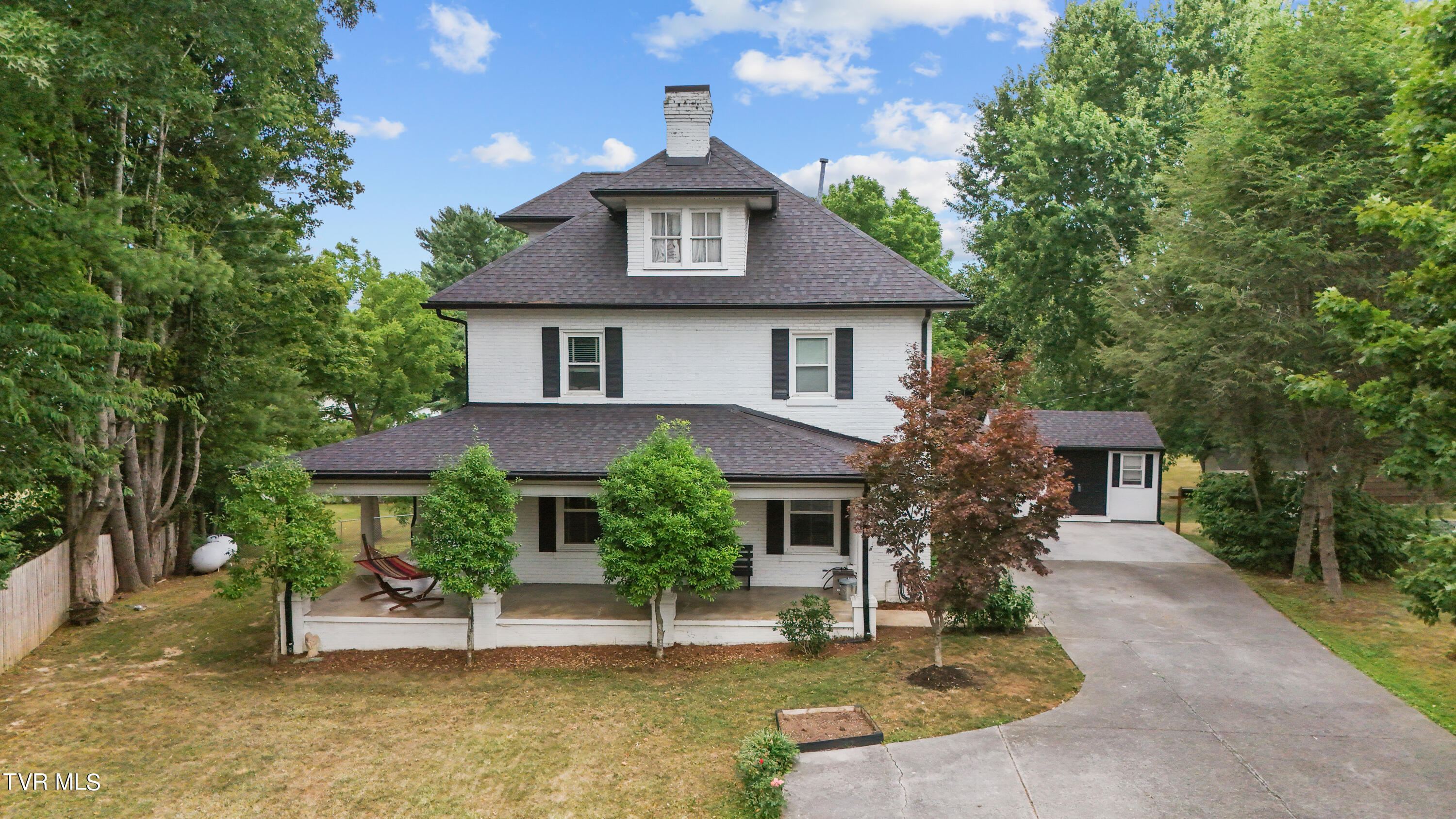 Lakeview Dr, Johnson City, TN 37601