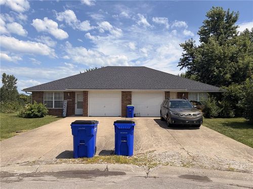 1258 & 1259 Nw Woodbury Court, Grain Valley, MO, 64029 | Card Image