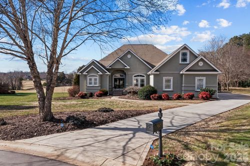 543 Muirfield Way, Salisbury, NC, 28144-8407 | Card Image