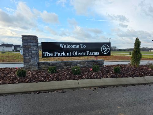 157 Aspen Pine Dr, Clarksville, TN, 37043-2737 | Card Image