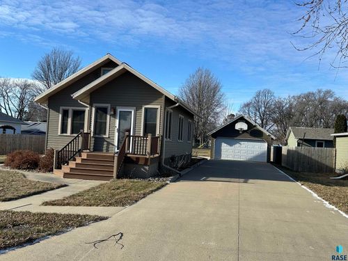 307 4th St, Beresford, SD, 57004 | Card Image