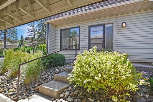 600 Sw Crestview St, Pullman, WA, 99163-2148 | Card Image