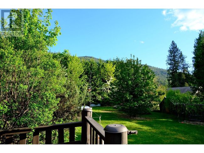 4061 Torry Rd, House other with 3 bedrooms, 2 bathrooms and 12 parking in Eagle Bay BC | Image 9