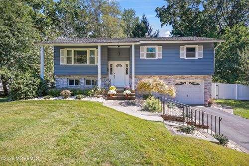 12 Locust Grove Ln, Manalapan, NJ, 07726-2714 | Card Image