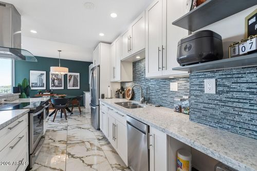 4b-207 W Clarendon Ave, Phoenix, AZ, 85013-3416 | Card Image