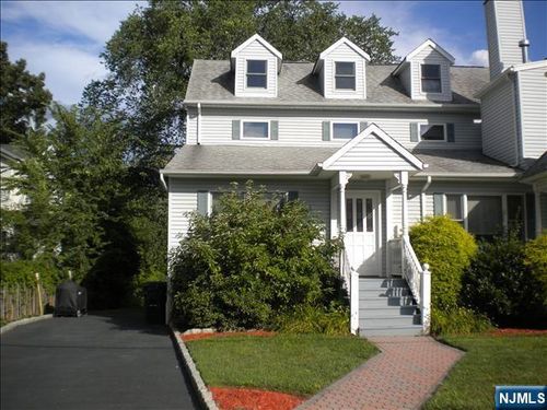 652 Elm Street, Maywood, NJ, 07607 | Card Image