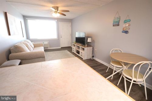 apt-159-9510 Amherst Ave, MARGATE CITY, NJ, 08402-1069 | Card Image