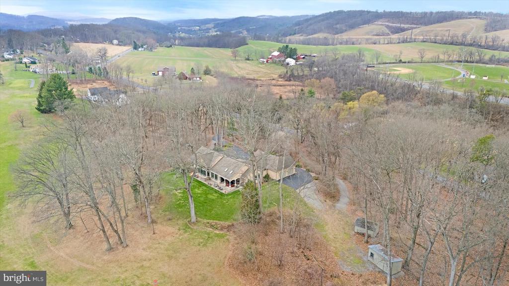 Residential in SELINSGROVE 4