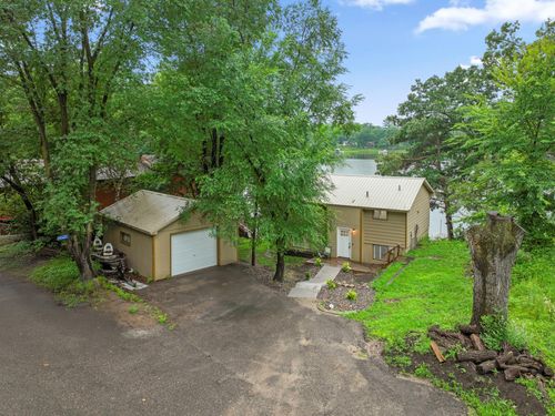 28562 Tiger St Nw, Zimmerman, MN, 55398-8562 | Card Image