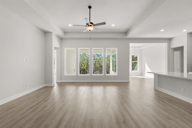 https://chatgpt.com/c/6855ccc5-8208-800d-b0cf-a95b34000c9a#:~:text=Dining%20area%20with%20large%20windows%20and%20backyard%20views | Image 13
