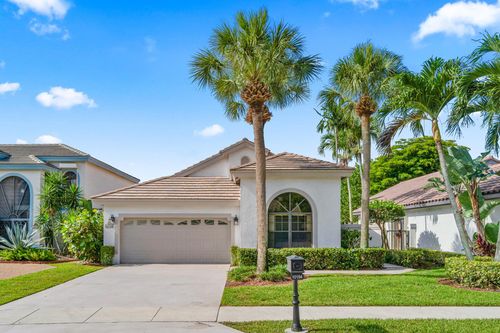 10194 Lexington Cir N, Boynton Beach, FL, 33436-4561 | Card Image
