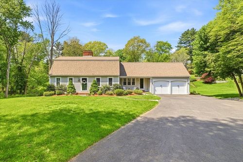 8 Bridge St, Norwell, MA, 02061-2332 | Card Image