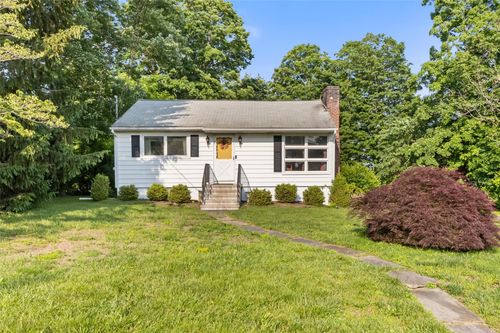 6 Meridian Dr, Brewster, NY, 10509-3912 | Card Image