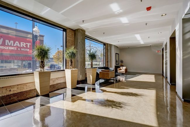 APT-1104 - 728 W Jackson Blvd, Condo with 2 bedrooms, 2 bathrooms and null parking in Chicago IL | Image 4