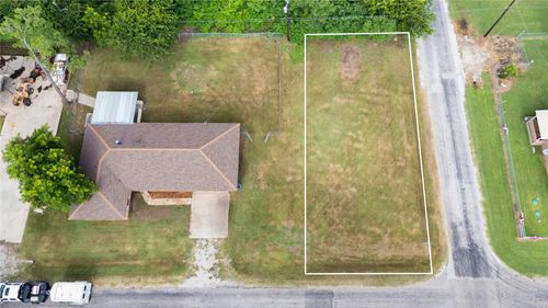355 Old Shawnee Trail Dr, Gordonville, TX, 76245-5322 | Card Image