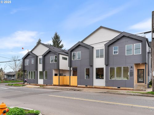 7-7195 Se Crystal Springs Blvd, Portland, OR, 97206-8759 | Card Image