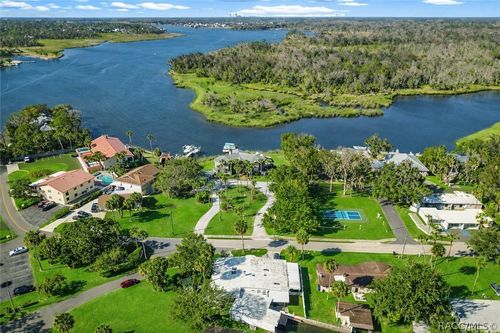 421 Nw 14th Pl, CRYSTAL RIVER, FL, 34428-3871 | Card Image